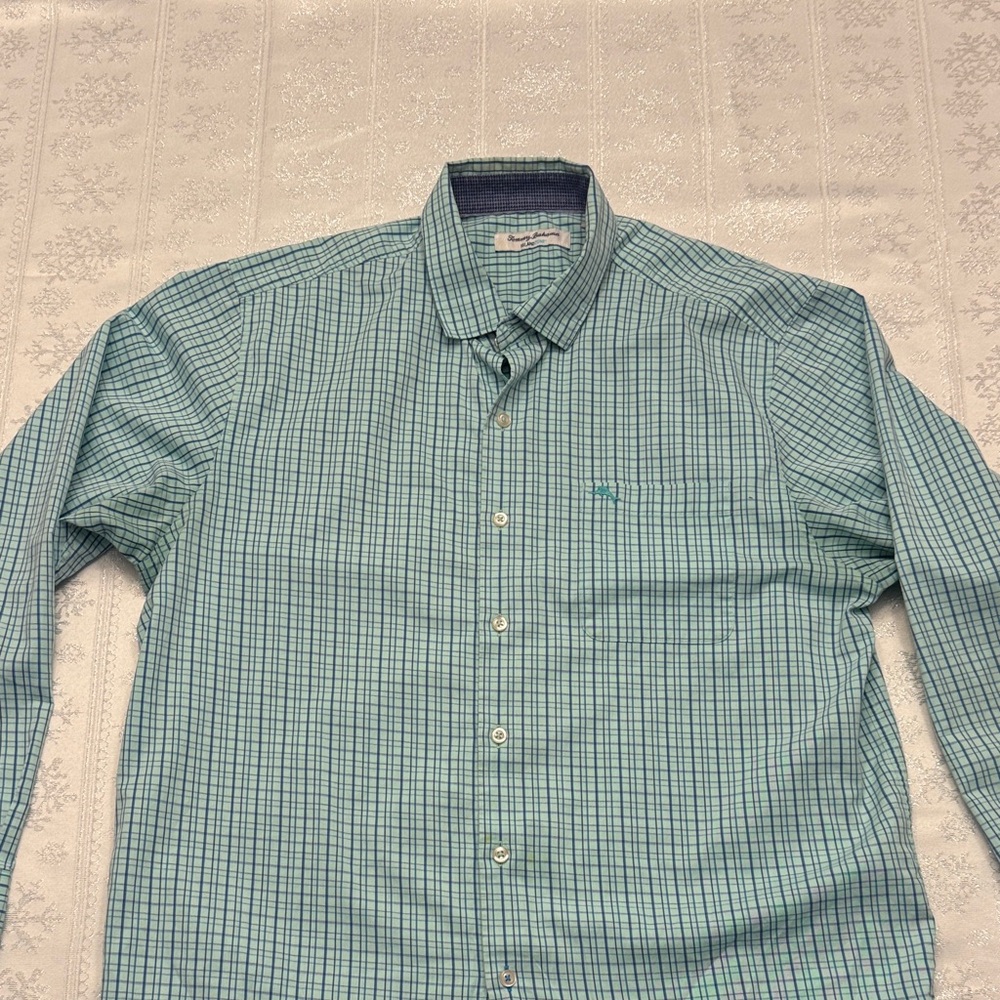 Tommy Bahama Men's Green and Blue Plaid Shirt size L